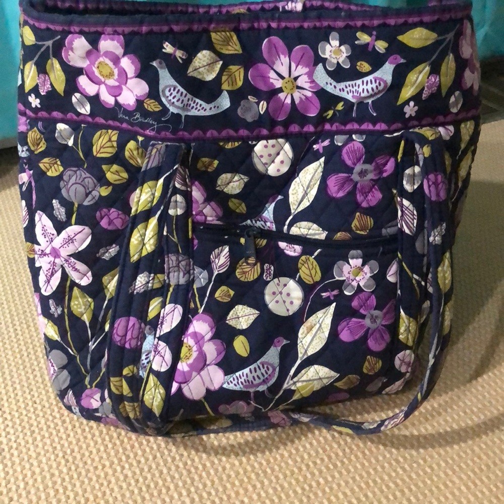 Vera Bradley Medium-Sized Tote - Picture 5 of 5